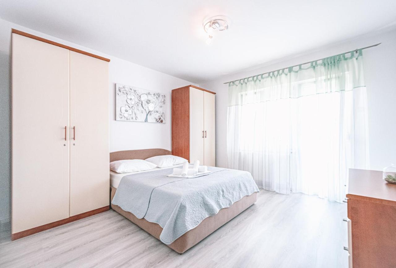 Apartments Vukic Crikvenica Luaran gambar