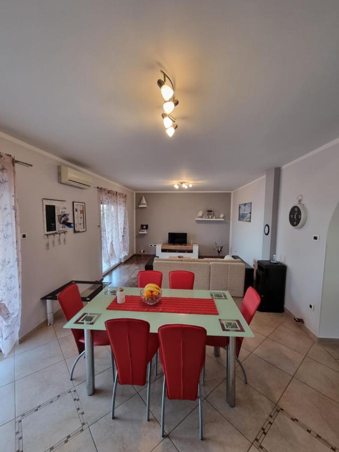 Apartments Vukic Crikvenica Luaran gambar