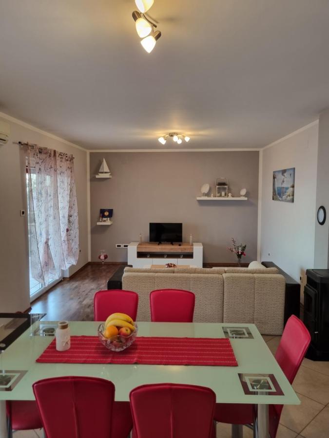 Apartments Vukic Crikvenica Luaran gambar